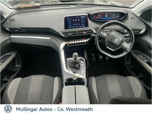 Peugeot 5008 1.5 BlueHDi 7 Seats130bhp Active - Image 2