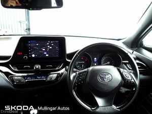 Toyota C-HR 1.8 HYBRID SPORT BITONE - Image 2