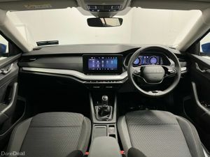 Skoda Octavia Selection Combi 2.0TDI 115BHP - Reve - Image 4