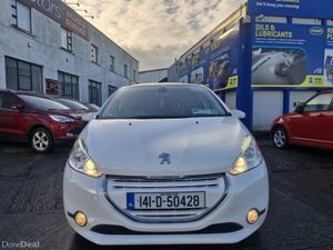 Peugeot 208 2014 Automatic - Image 3