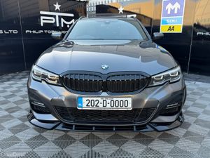 BMW 330e M Sport Pro Huge Spec Pan Roof  Tech Pack - Image 4