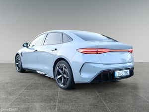 2024 BYD SEAL AWD EXCELLENCE - Image 3