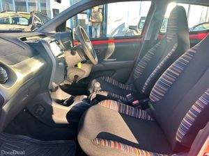 2015 CITROEN C1 1.0 PETROL VTI FEEL - Image 4