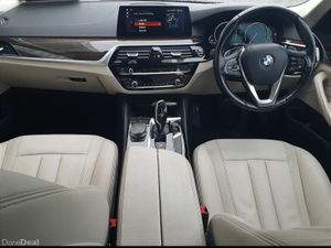 BMW 5-Series 520d SE - Image 4