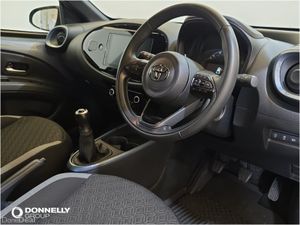 Toyota Aygo X Hatchback Edge - Image 4