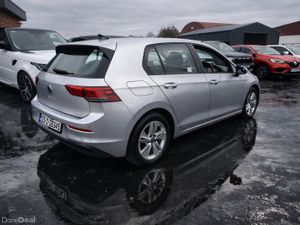 2023 VW GOLF E TSIe AUTOMATIC 1.0 petrol - Image 3