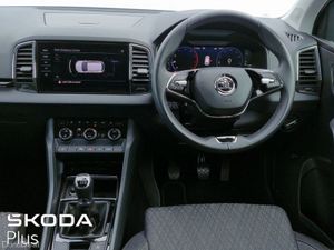 Skoda Karoq STYLE 2.0TDI 115HP *REAR CAMERA*HEATED - Image 2