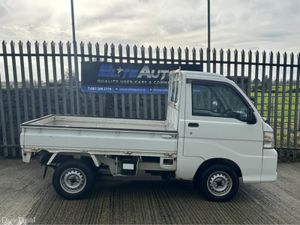 Daihatsu Fourtrak HI JET AWD PICKUP - Image 3