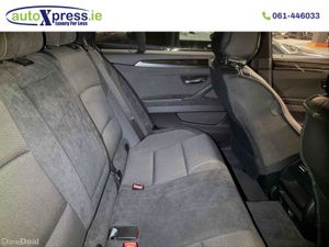 BMW 5-Series M-SPORT 523D TOURING - Image 4