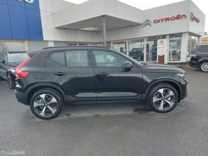 Volvo XC40 XC40 Plus Mild Hybrid B3 - Image 4