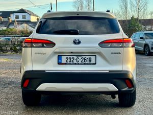 Toyota Corolla 2023 low mileage top spec - Image 4