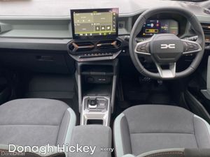 Dacia Duster Extreme HEV 140 Full Hybrid - Image 2