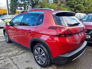 2017 PEUGEOT 2008 ALLURE 1.2L PETROL 82BHP MANUAL - Image 4