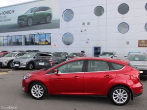 Ford Focus 2018 - Image 2