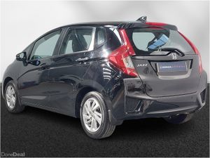Honda Jazz Hatchback SE - Image 4