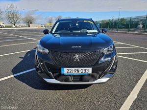 Peugeot 2008 EV, ALLURE MODEL, LOW MILEAGE, GREAT - Image 3