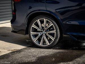 BMW X5 G05 Xdrive 45E M Sport Phev *CREW CAB* *HUG - Image 4