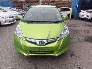 2012 Honda Fit Hybrid automatic - Image 2