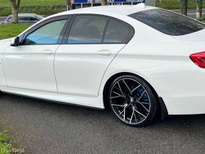 BMW 5-Series 2015 msport auto - Image 2