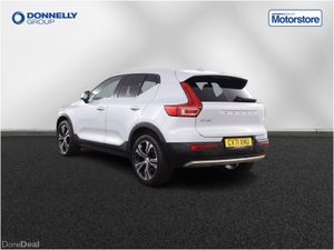 Volvo XC40 Estate Inscription Pro - Image 2