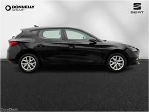 SEAT Leon Diesel Hatchback SE - Image 4