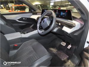 Peugeot 3008 E- Electric Estate GT - Image 3