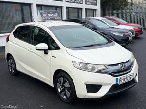 2015 Honda Fit 1.5 Hybrid Automatic , - Image 3
