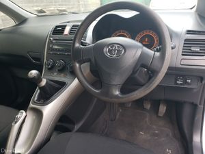 Toyota Auris 2007 - Image 3