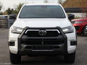 Hilux Invincible X *360 cameras* Rear heated seats - Image 2