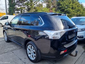 2014 MITSUBISHI OUTLANDER GX4H PETROL PLUG IN HYBR - Image 4