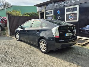 Toyota Prius 2011 Hybrid - Image 4