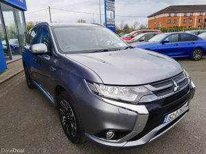 MITSUBISHI OUTLANDER 2.0 GX3H+ AUTOMATIC PHEV - Image 3