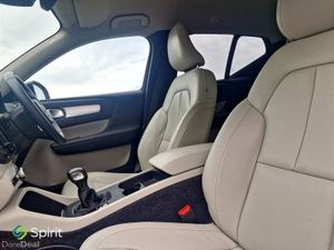 Volvo XC40 D3 150hp Diesel Manual, Full Leather, H - Image 4