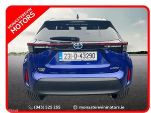 Toyota Yaris Cross CR CROSS LUNA SPORT 4DR AUTO - Image 4