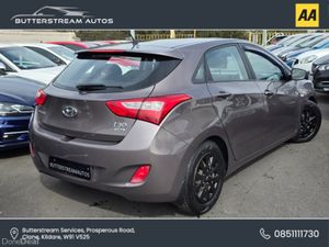 Hyundai i30 1.4 DIESEL CLASSIC 5DR - Image 2