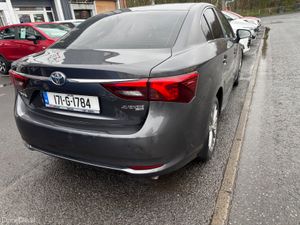 2017 Toyota Avensis 2.0 D-4D  143 BHP - Image 4
