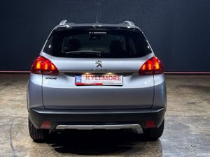 Peugeot 2008 1.2 AUTOMATIC SUV - FACTORY ALLOYS - - Image 4