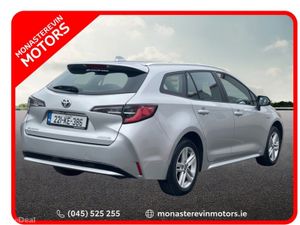 Toyota Corolla HYB 1.8 LUNA TS 4DR AUTO - Image 2