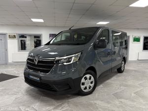 2023 Renault Trafic Business 9 Seater Automatic - Image 2
