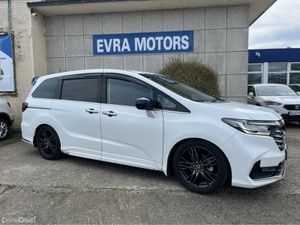 Honda Odyssey ABSOLUTE 7 SEATER AUTOMATIC HYBRID 2 - Image 3