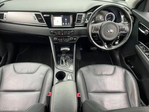 HYBRID-APPLE PLAY-HEATED LEATHER-180TAX-NEW NCT - Image 3