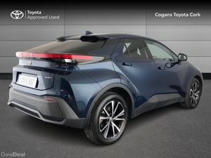 Toyota C-HR C-HR Sport - Image 2