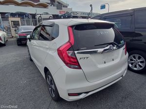 2018 Honda Fit Hybrid Automatic - Image 4