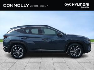 Hyundai Tucson 2WD Executive Plus - Image 4