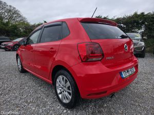 2017 Volkswagen Polo - Image 3