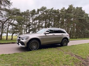 Mercedes-Benz GLC 2021 300d 4 Matic - Image 3