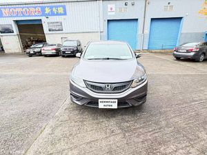 Honda Jade1.5 Hybrid Auto 6 SEATER 2017 - Image 2