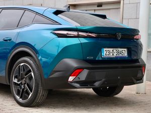 Peugeot 408 1.2 Puretech 130bhp Auto GT - Image 4