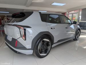 Kia EV4 EV4 5 HB EARTH K3 LR 5DR AUTO - Image 4