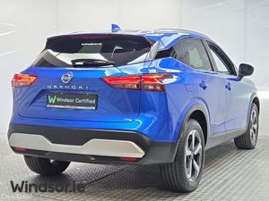 Nissan Qashqai 1.3 PET MILD HYBRID SV PREMIUM CVT - Image 3
